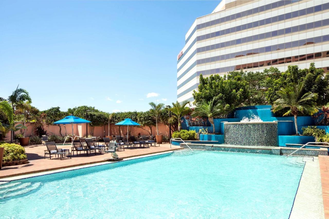 Embassy Suites By Hilton Tampa Airport Westshore Exterior photo