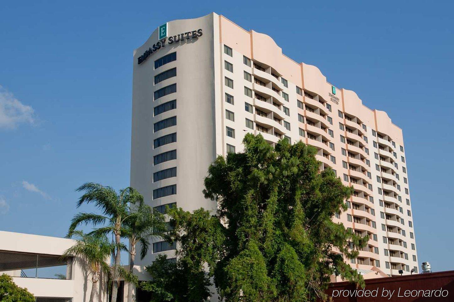 Embassy Suites By Hilton Tampa Airport Westshore Exterior photo